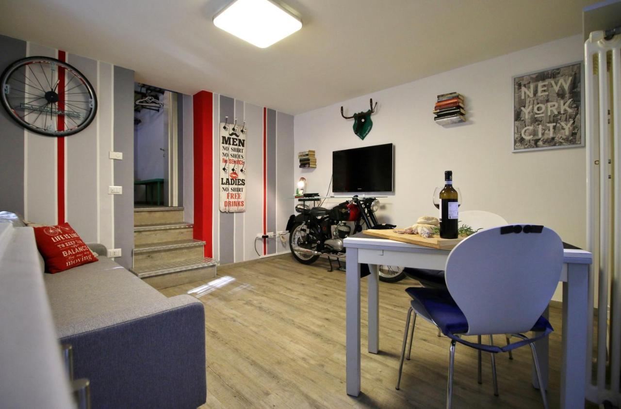 Il Turista A Pedali Apartment Ceva Luaran gambar
